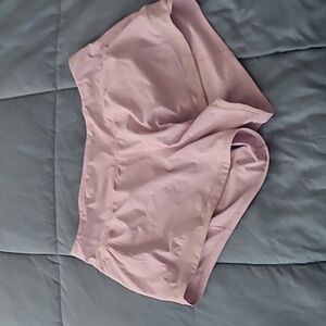 Lululemon Mesh Over Miles Short Size 6